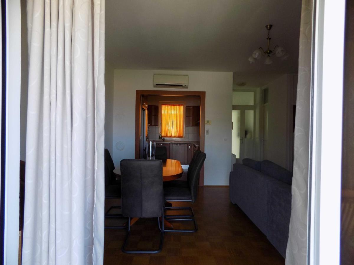 Apartman Borna Врбник Екстер'єр фото