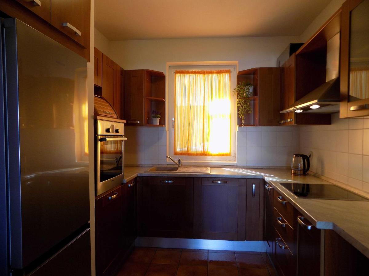 Apartman Borna Врбник Екстер'єр фото