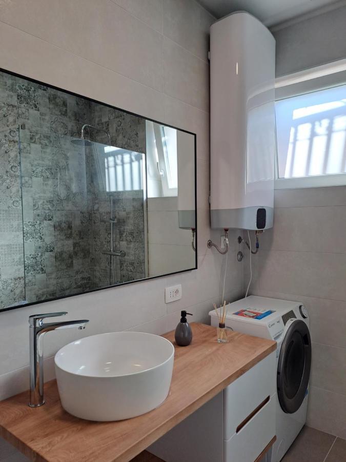 Apartman Borna Врбник Екстер'єр фото
